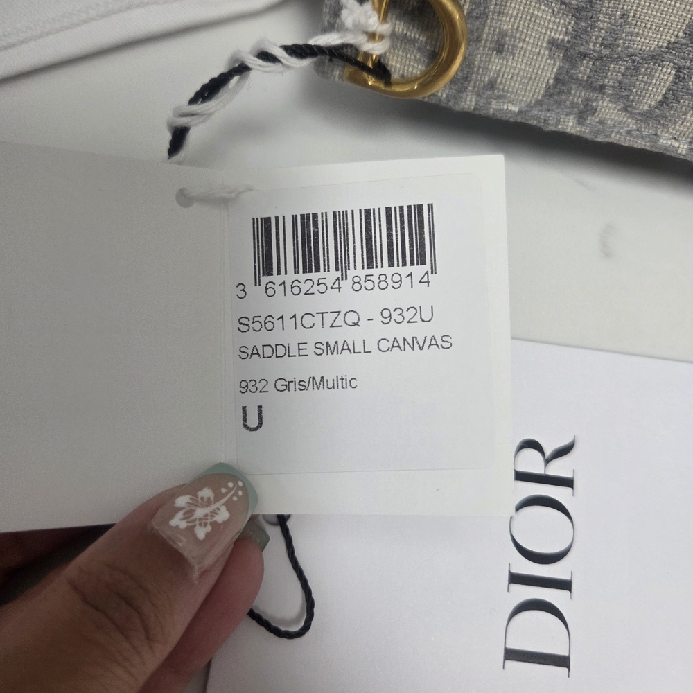 Christian Dior Gray Monogram Wallet (SOLD) - Picture 3 of 10